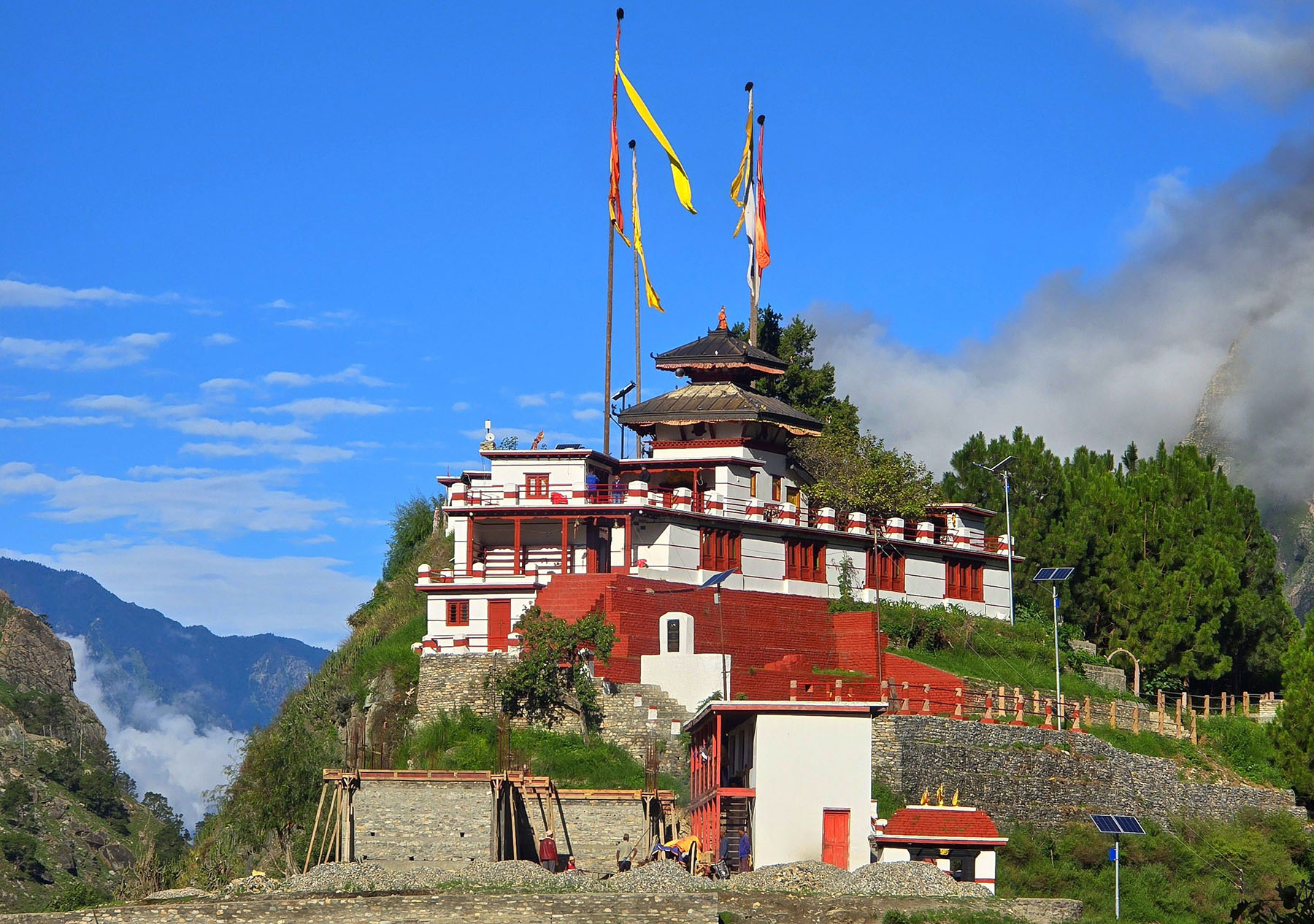 डोल्पाको प्रख्यात शक्तिपीठ 'श्रीबालात्रिपुरासुन्दरी'