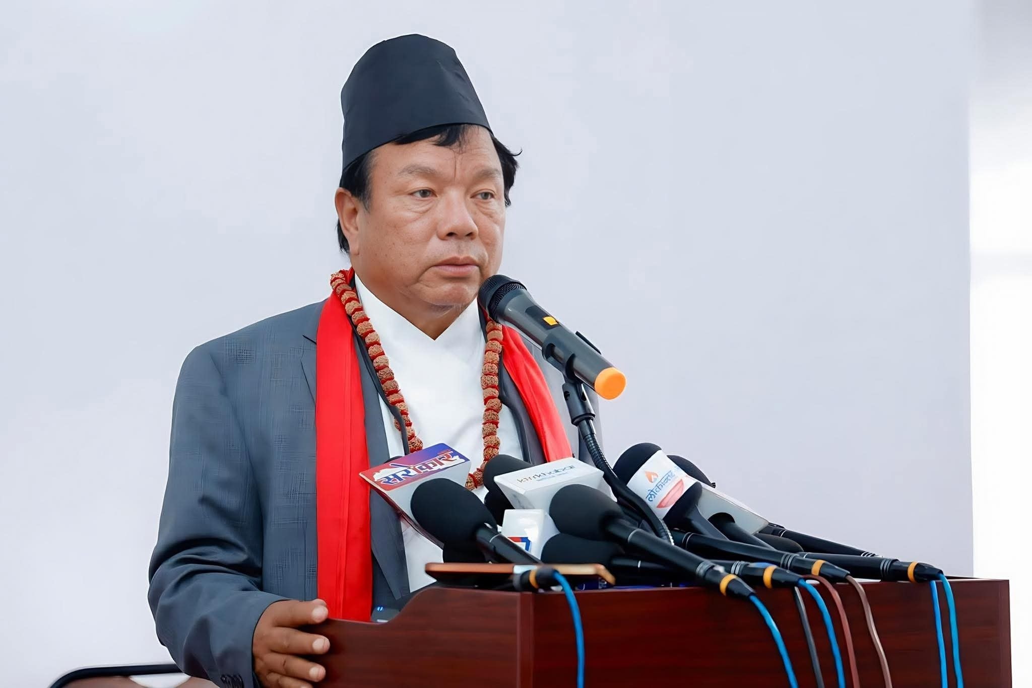 विद्यालयको पारदर्शिता र गुणस्तरमा असर: मन्त्री पुनद्वारा तत्काल समिति गठनको निर्देशन