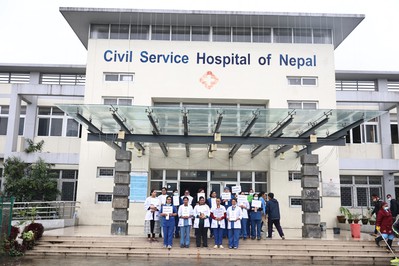 श्रमको उचित मूल्यांकन हुनुपर्ने माग राख्दै  सिभिल अस्पतालका नर्सहरू