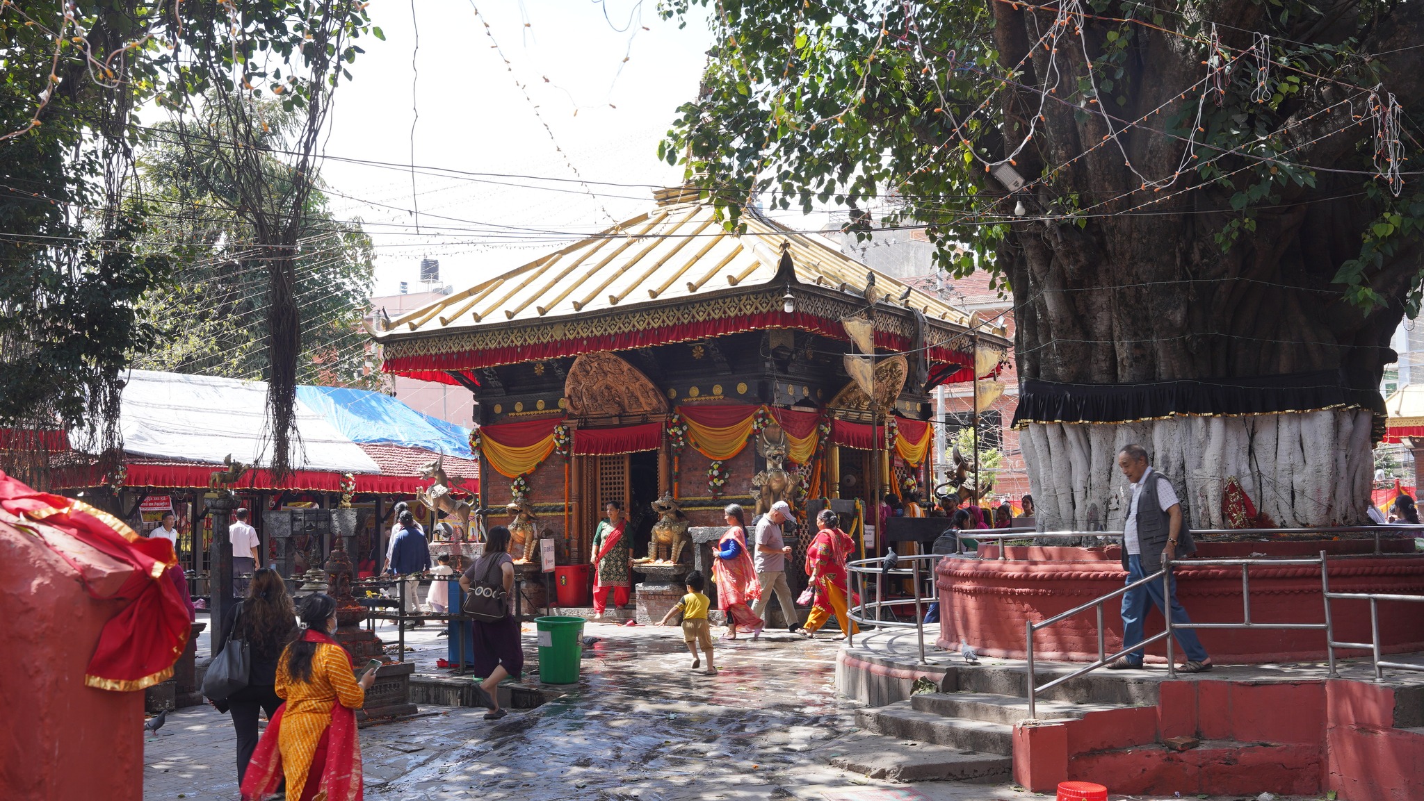 दशैंको अवसरमा सिँगारिएको शक्तिपीठ पञ्चकुमारी मैतीदेवी